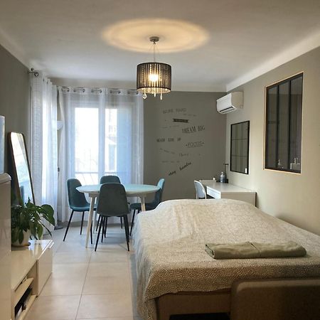 Nice West Cosy Flat Balcony, Near Airport, Train, Beach, Public Transport, Supermarket, Comfortable And Well Equipped Apartment Ngoại thất bức ảnh