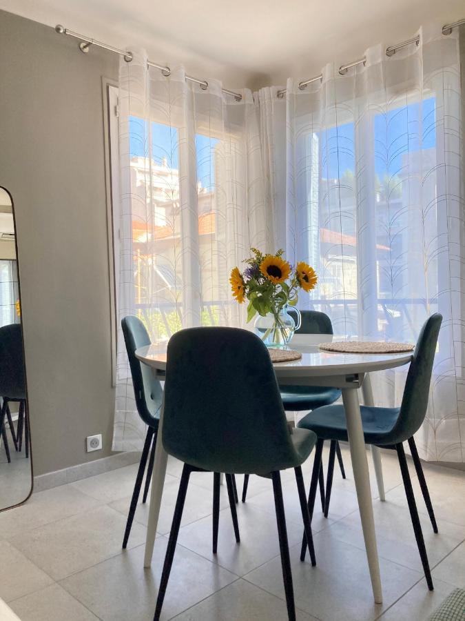 Nice West Cosy Flat Balcony, Near Airport, Train, Beach, Public Transport, Supermarket, Comfortable And Well Equipped Apartment Ngoại thất bức ảnh