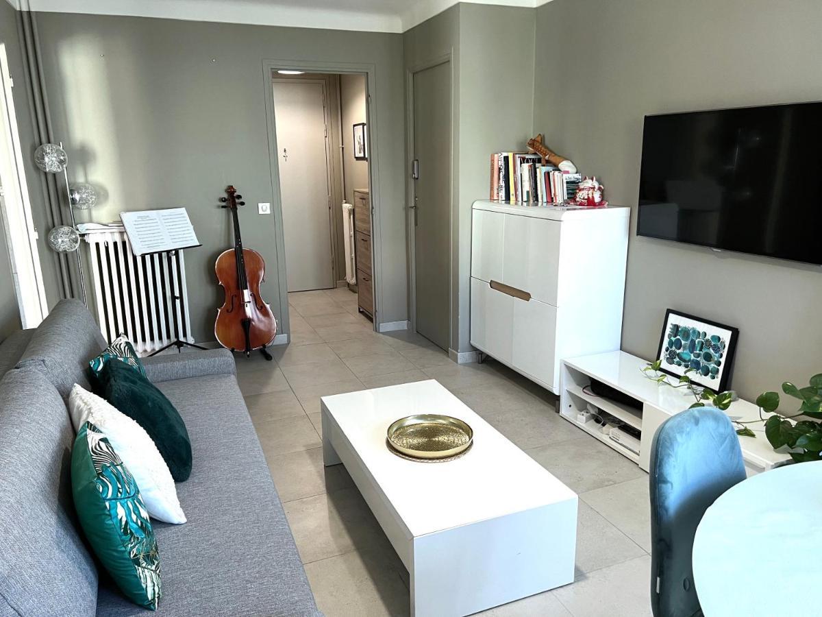 Nice West Cosy Flat Balcony, Near Airport, Train, Beach, Public Transport, Supermarket, Comfortable And Well Equipped Apartment Ngoại thất bức ảnh